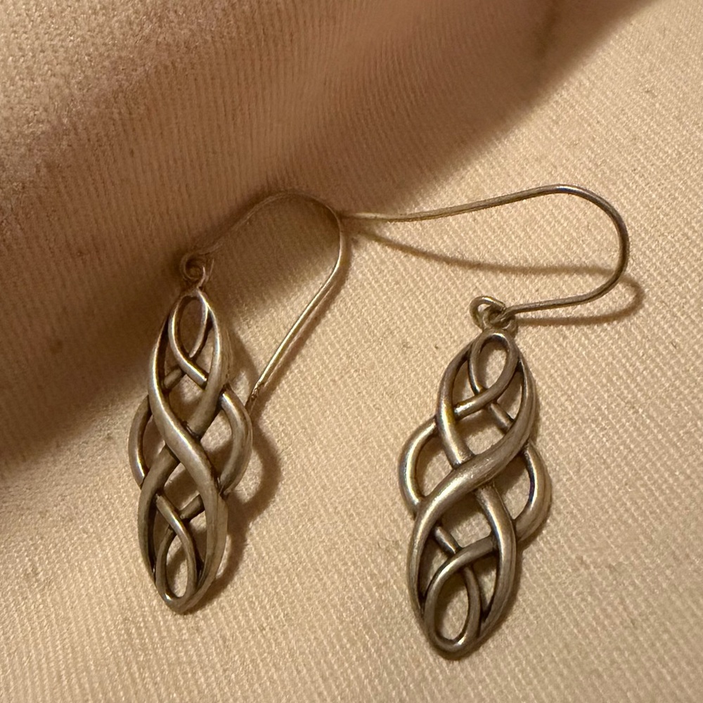 Brighten .925 Sterling Silver Celtic Knot Dangle Earrings